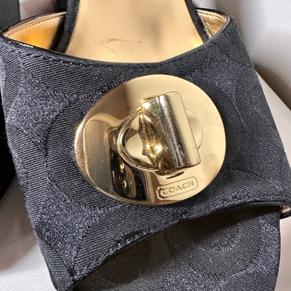 COACH Judith Platform slides 9B - Picture 9 of 9